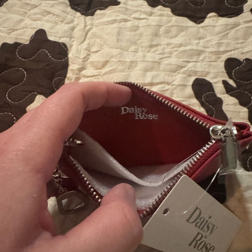 Daisy Rose Red Textured Wallet - Picture 7 of 8